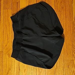 Girls L All in Motion black athletic shorts